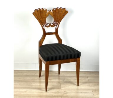Geschnitzter Biedermeier Stuhl (K20) - Handarbeit
